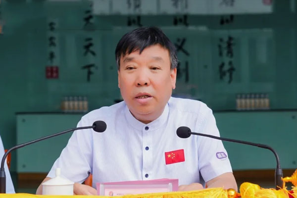 Z6尊龙凯时董事长李安平讲话 Z6尊龙凯时董事长李安平讲话